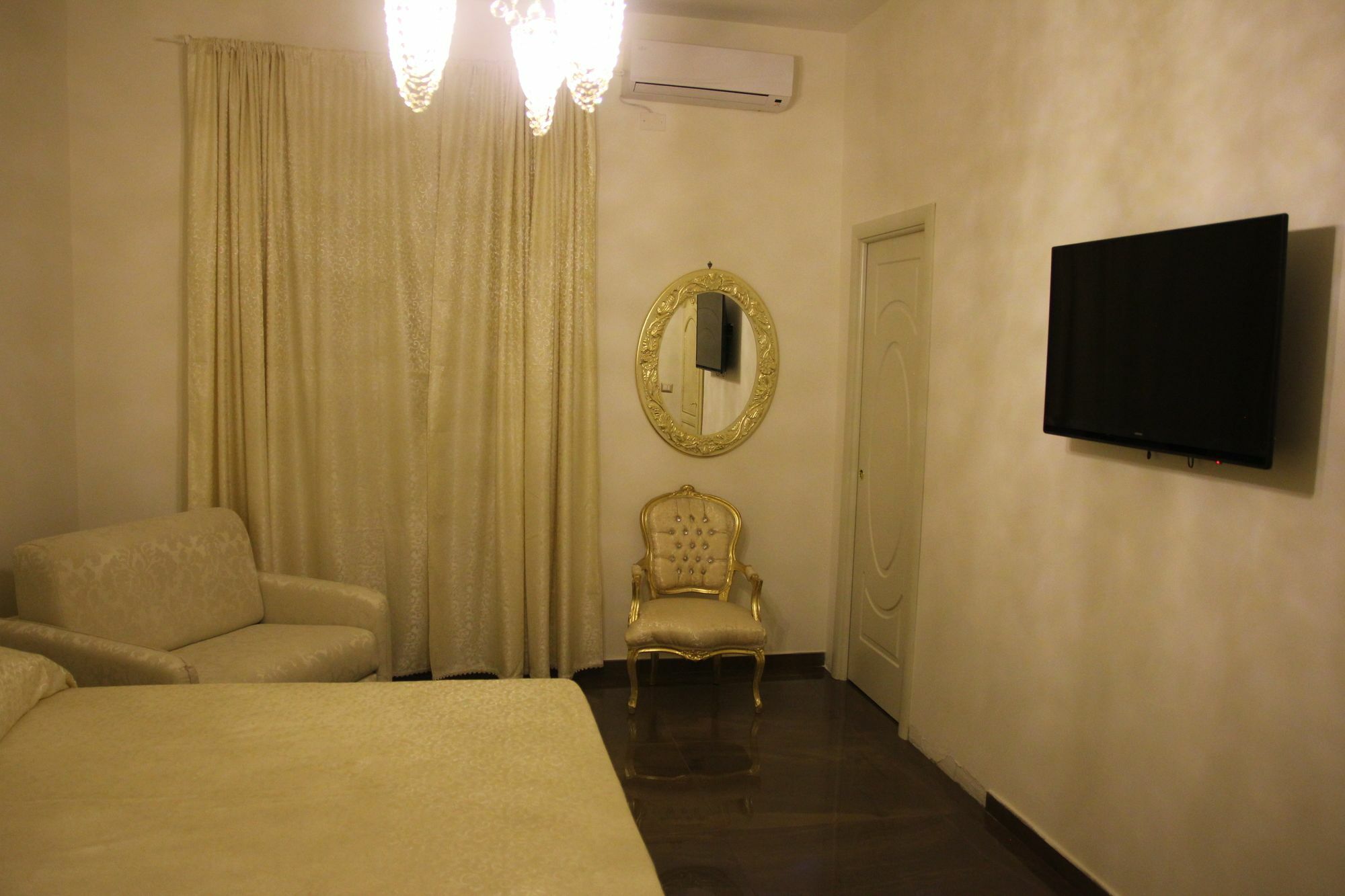 Hotel Stazione Guesthousemariafrancesca Naples
