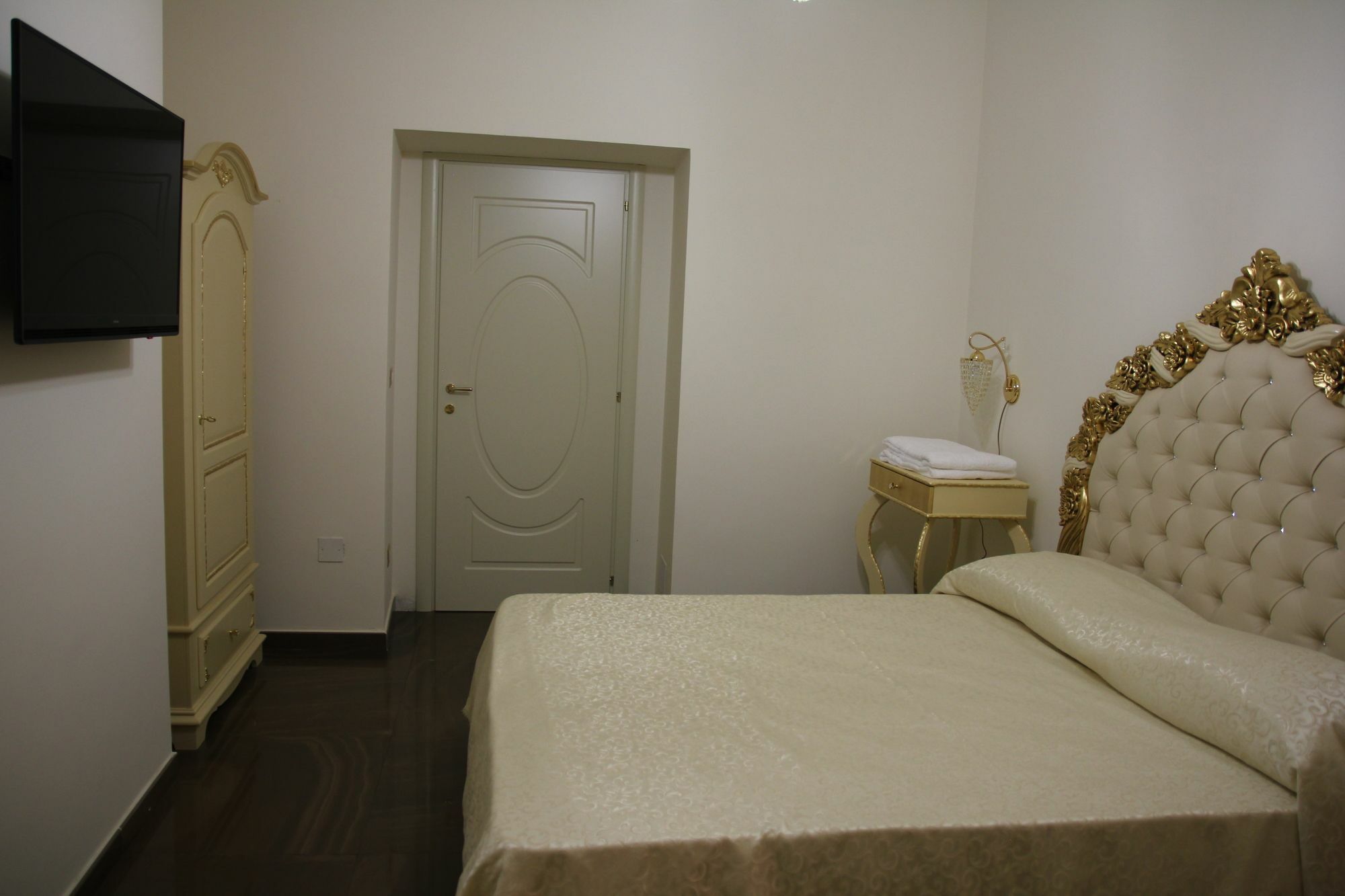 Stazione Guesthousemariafrancesca 2*